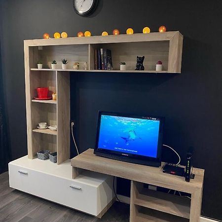 Apartman Mici Ni Exteriér fotografie