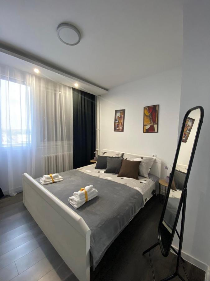 Apartman Mici Ni Exteriér fotografie